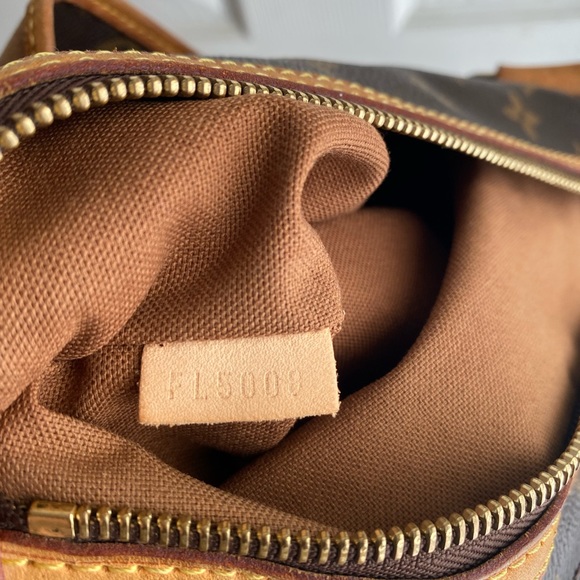 Louis Vuitton monogram Bosphore Backpack - Picture 8 of 16